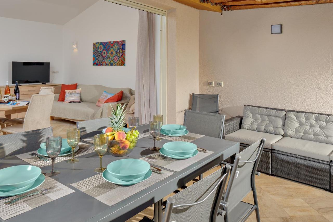 Villetta D'Arancia - Sherdenia Luxury Apartments Marinella  Exteriör bild